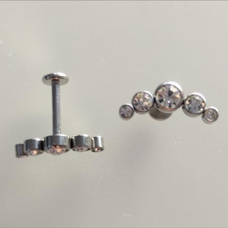 Лабретты 1.2*8 мм для пирсинга из хир. стали 316L с внутренней резьбой 5 стразов